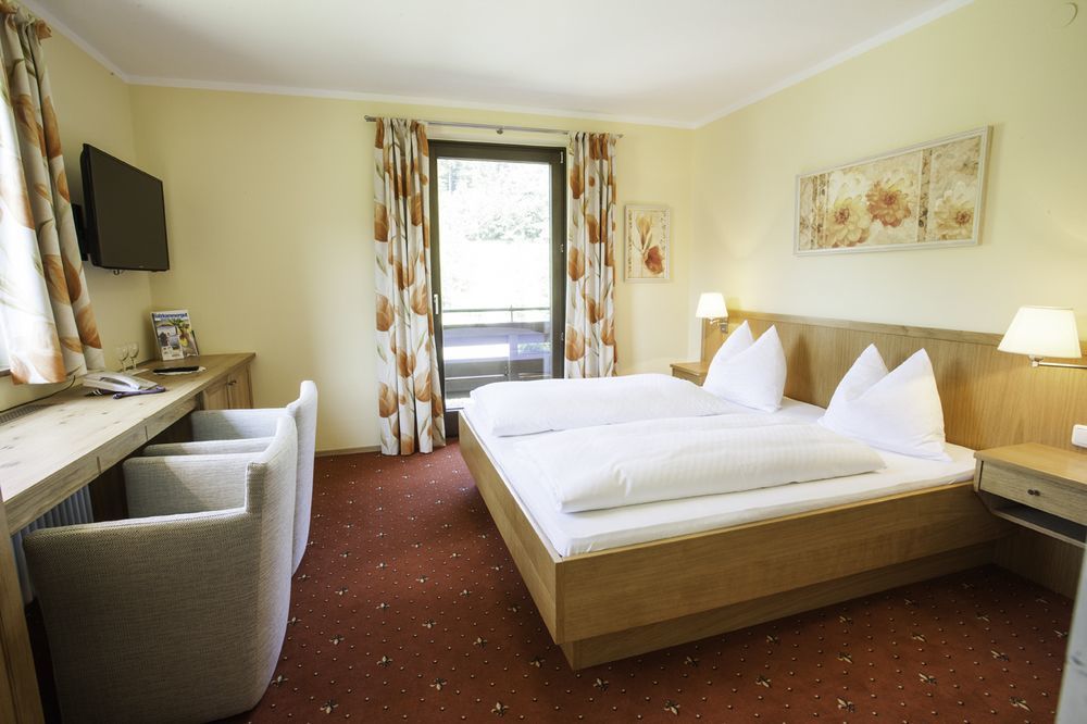 Hotel Seewinkel Fuschl am See Exterior photo